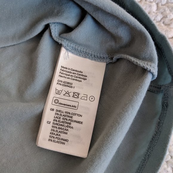 H&M light blue lace top (size M) - Picture 6 of 6